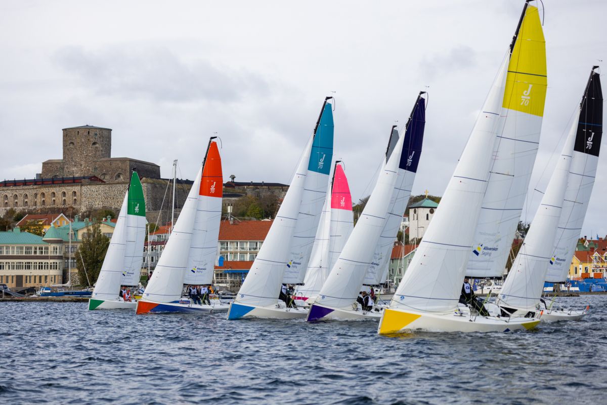 https://www.svensksegling.se/explorer/images/0_Nyhetsbilder/2025_Q3/241012_Seglingens_Maestare_Foto_Daniel_Stenholm_DS5R6321_2048px_1200x800.jpg