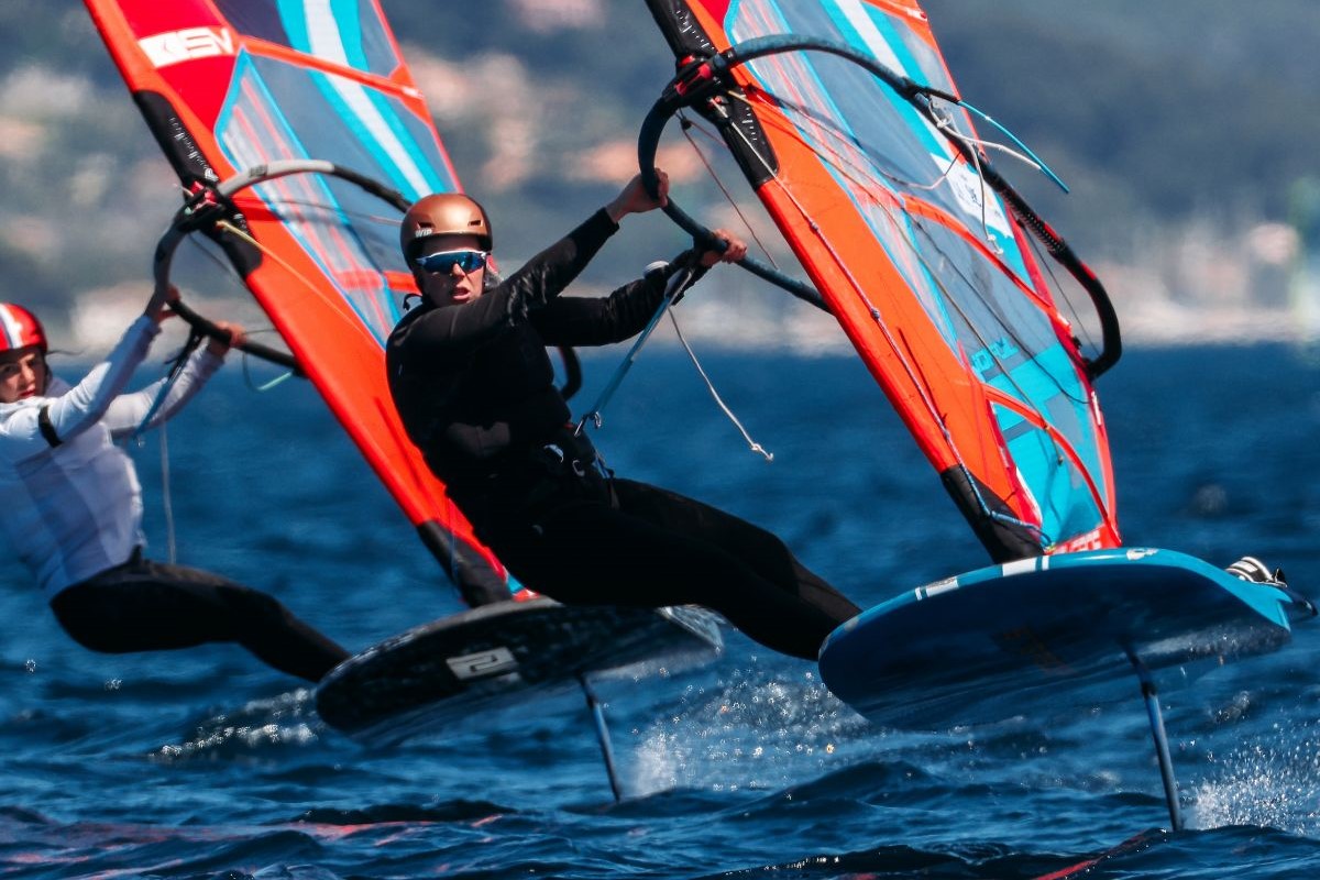 https://www.svensksegling.se/explorer/images/0_Nyhetsbilder/2025_Q3/250424_Hyeres_Johanna_foto_Sailing_Energy_1200x801.jpg