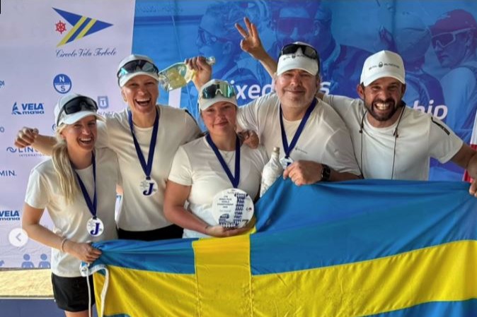 image: Svenskt VM-brons i nya J/70 Mixed Plus
